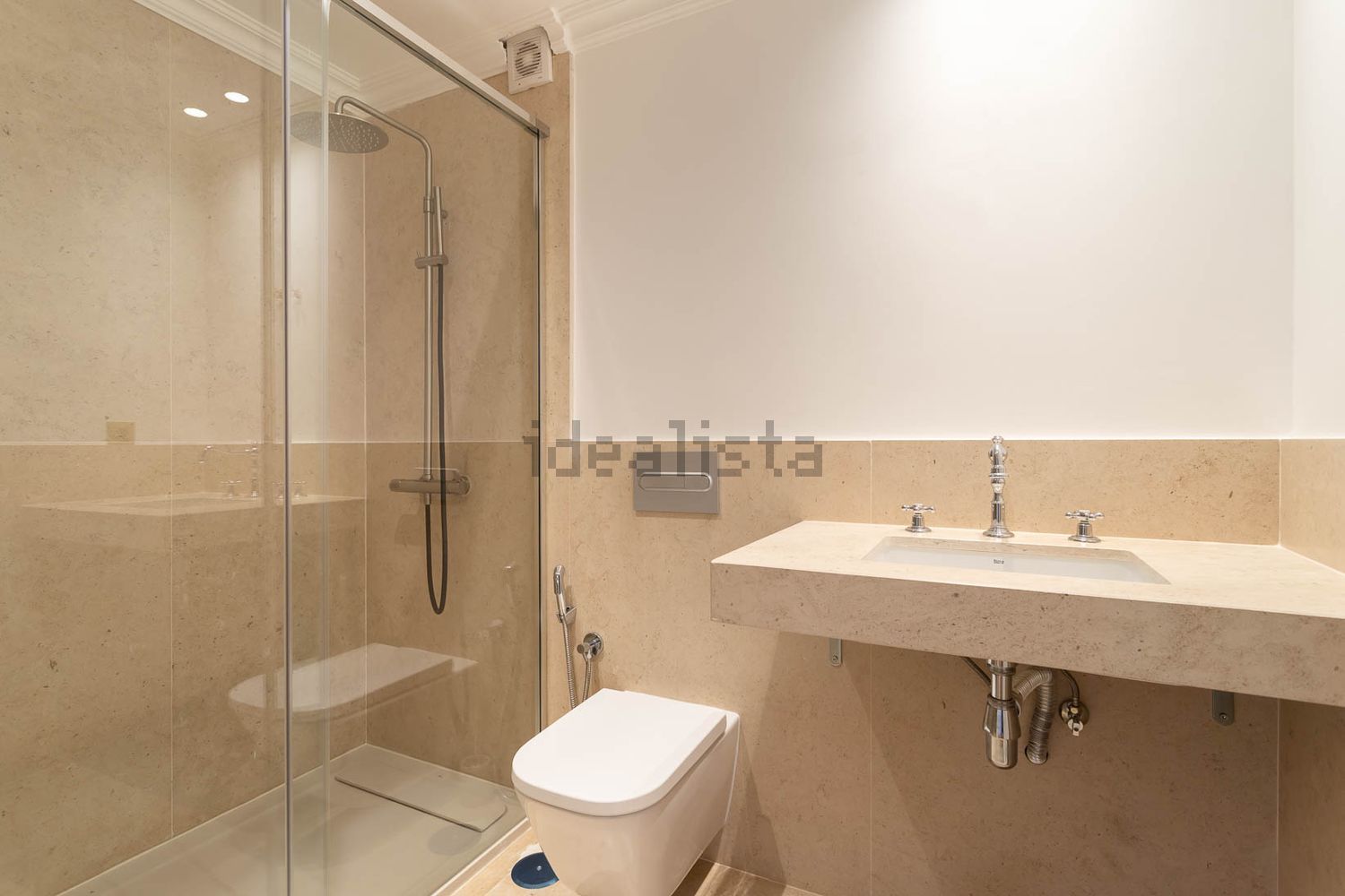 复式公寓出售在Rua de São Marçal - 卫生间