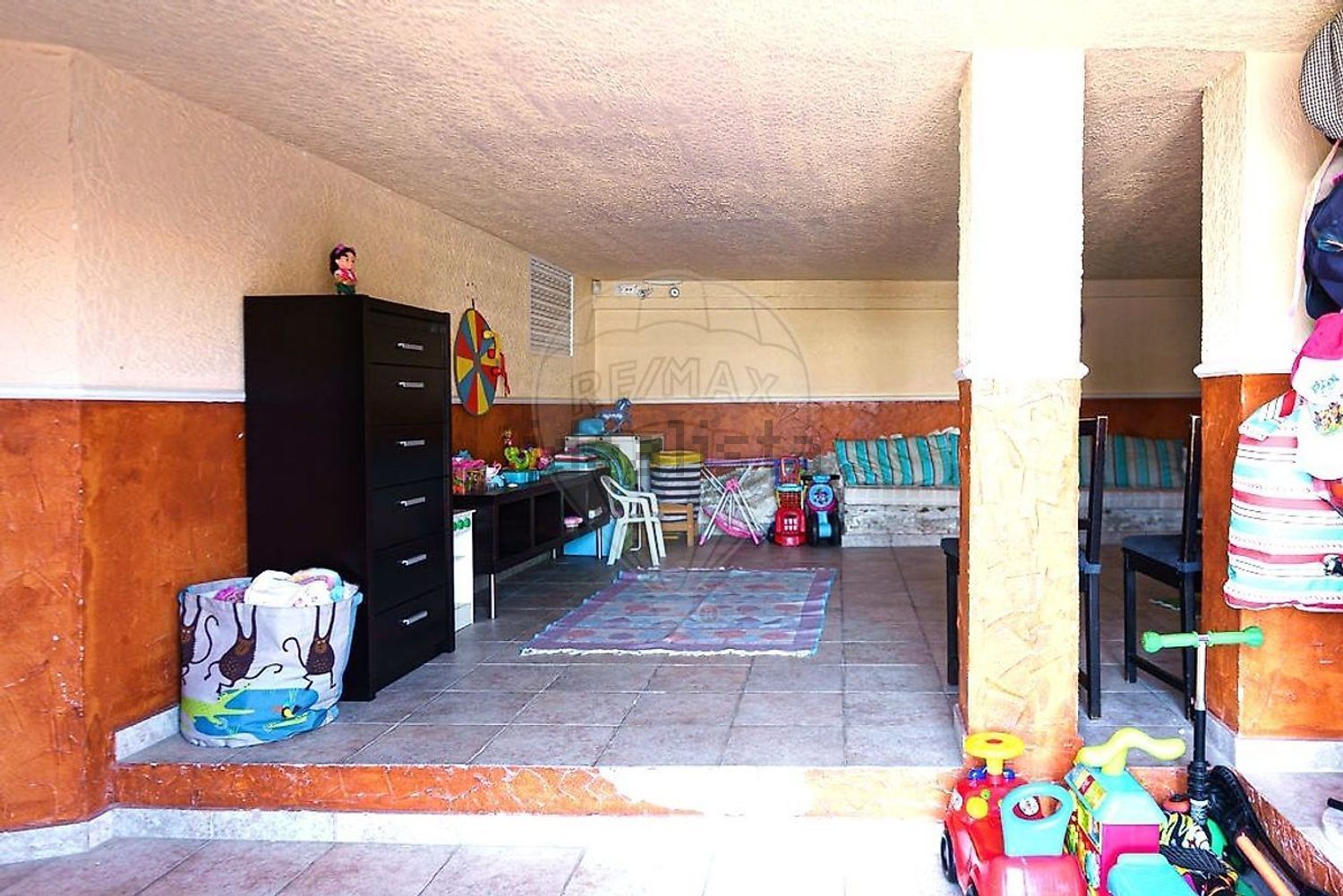 小楼房或独栋别墅出售在Rua Fernando Piteira Santos - 照片