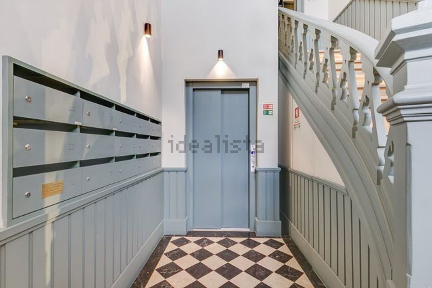 公寓 t2出售在Praça Dom Pedro IV, 93 - 前厅