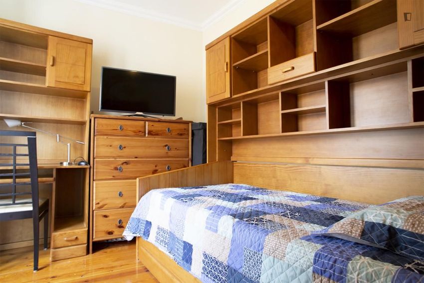 出租房间在Rua da Achada