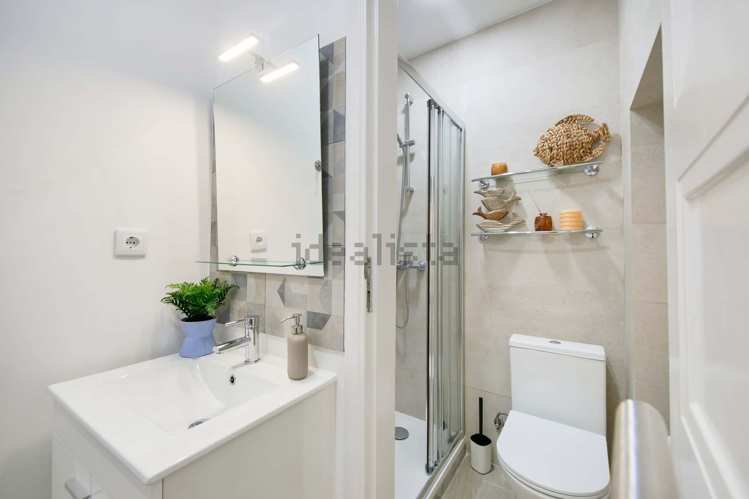 出租房间在Rua da Palmeira, 28 - 卫生间