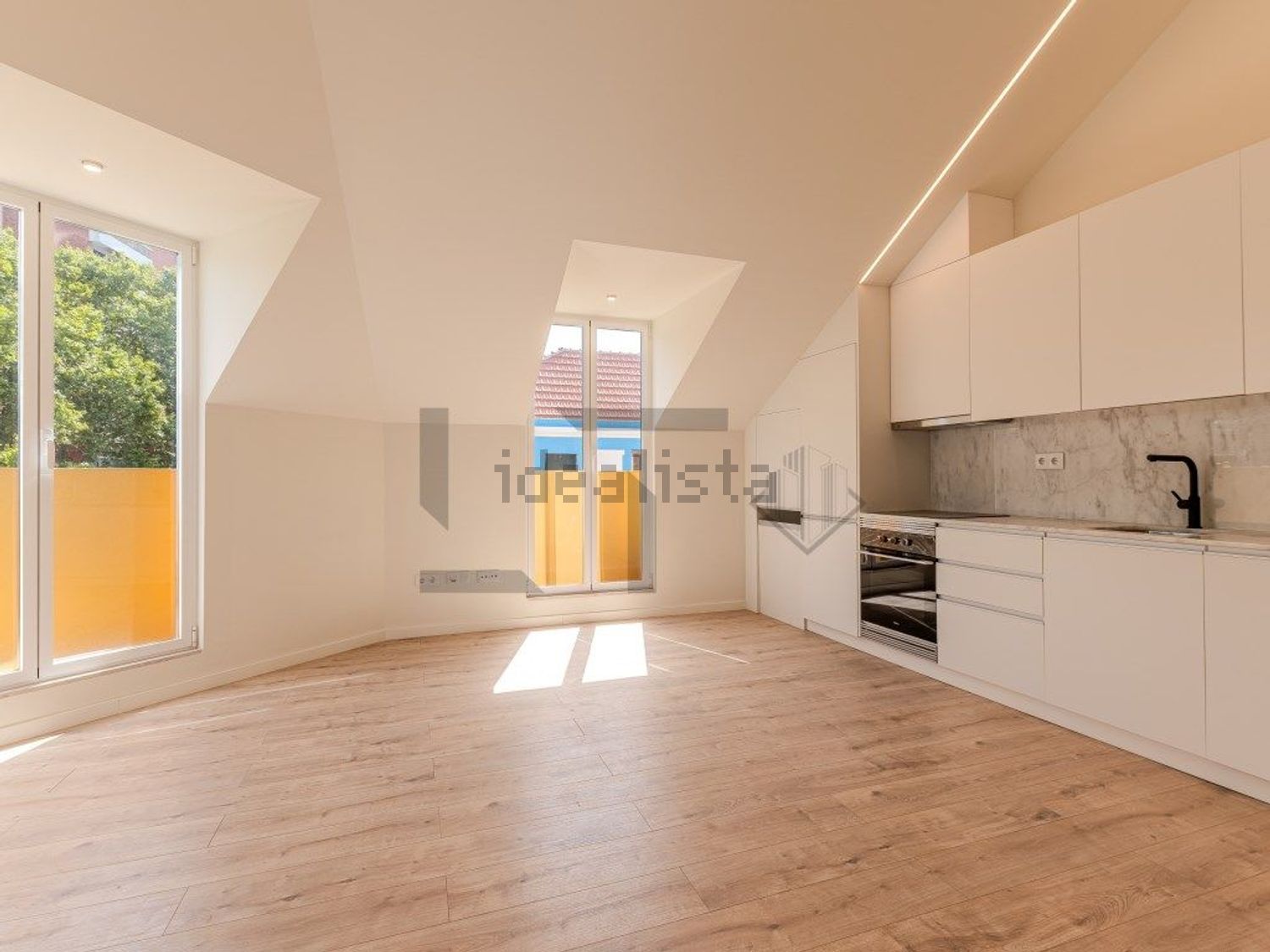 公寓 t2出售在Rua Doutor António Granjo, 4 a - 照片