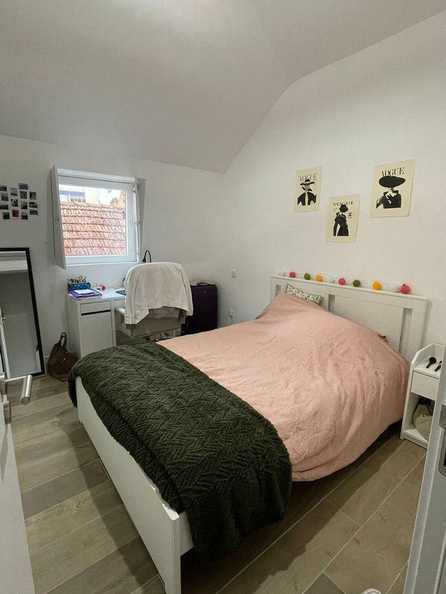 出租房间在Rua das Meloas, 26