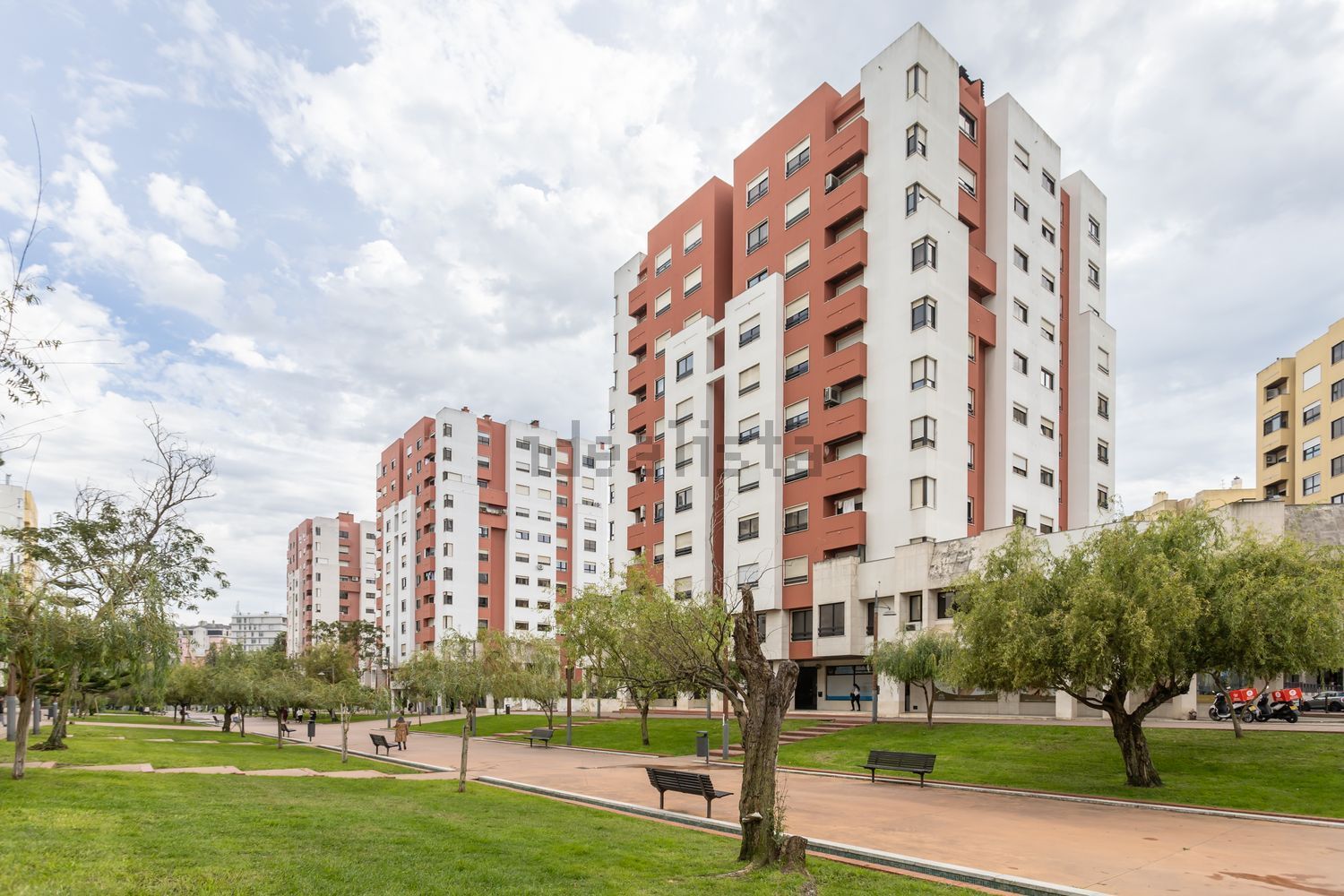 出租顶层公寓在Rua Padre Américo - 视线