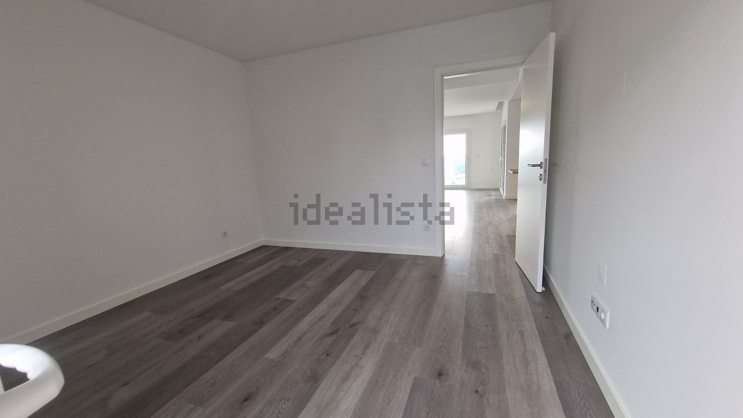 小楼房或独栋别墅出售在Rua Infante Dom Henrique, 79 - 办公室