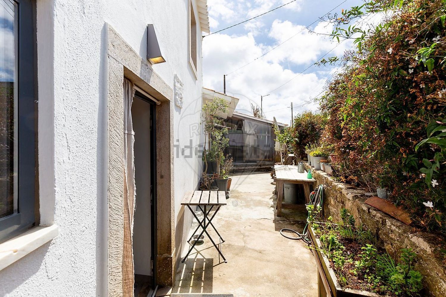 小楼房或独栋别墅出售在Estrada da Moucheira - 阳台