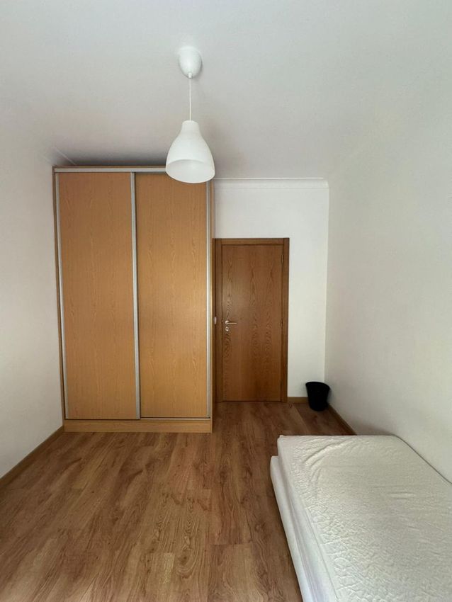 出租房间在Rua Artur Ferreira da Silva, 51