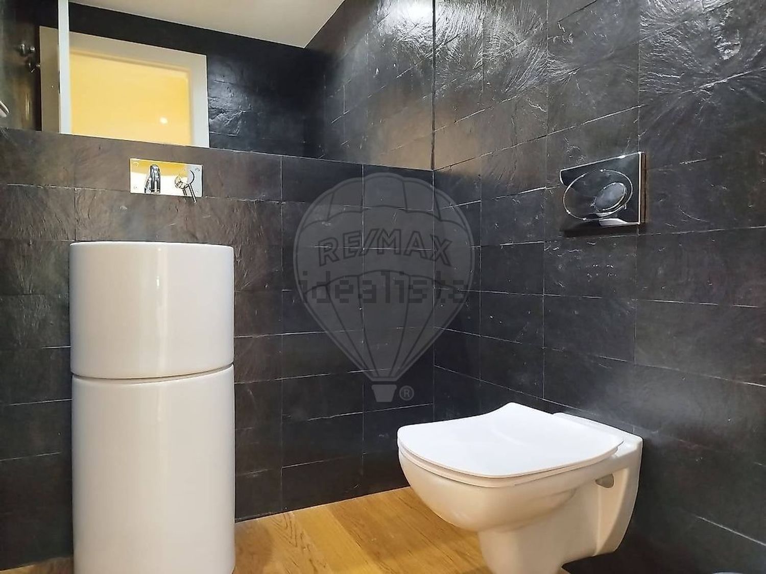 出租公寓 t1在Rua Miguel Torga - 卫生间