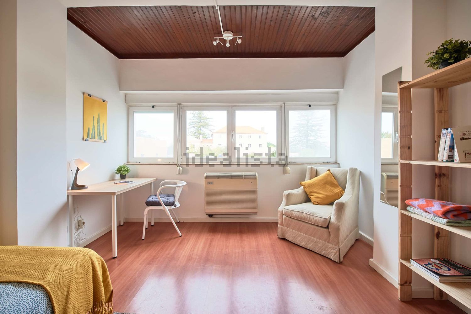 出租房间在Praça Rainha Dona Filipa, 5 - 客厅