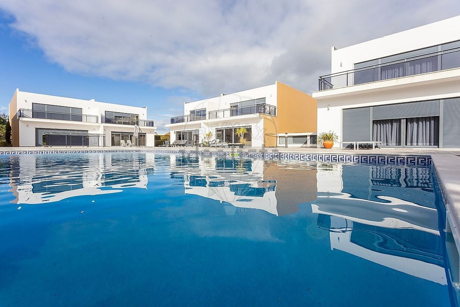 小楼房或独栋别墅出售在Largo do Juncalinho - 照片