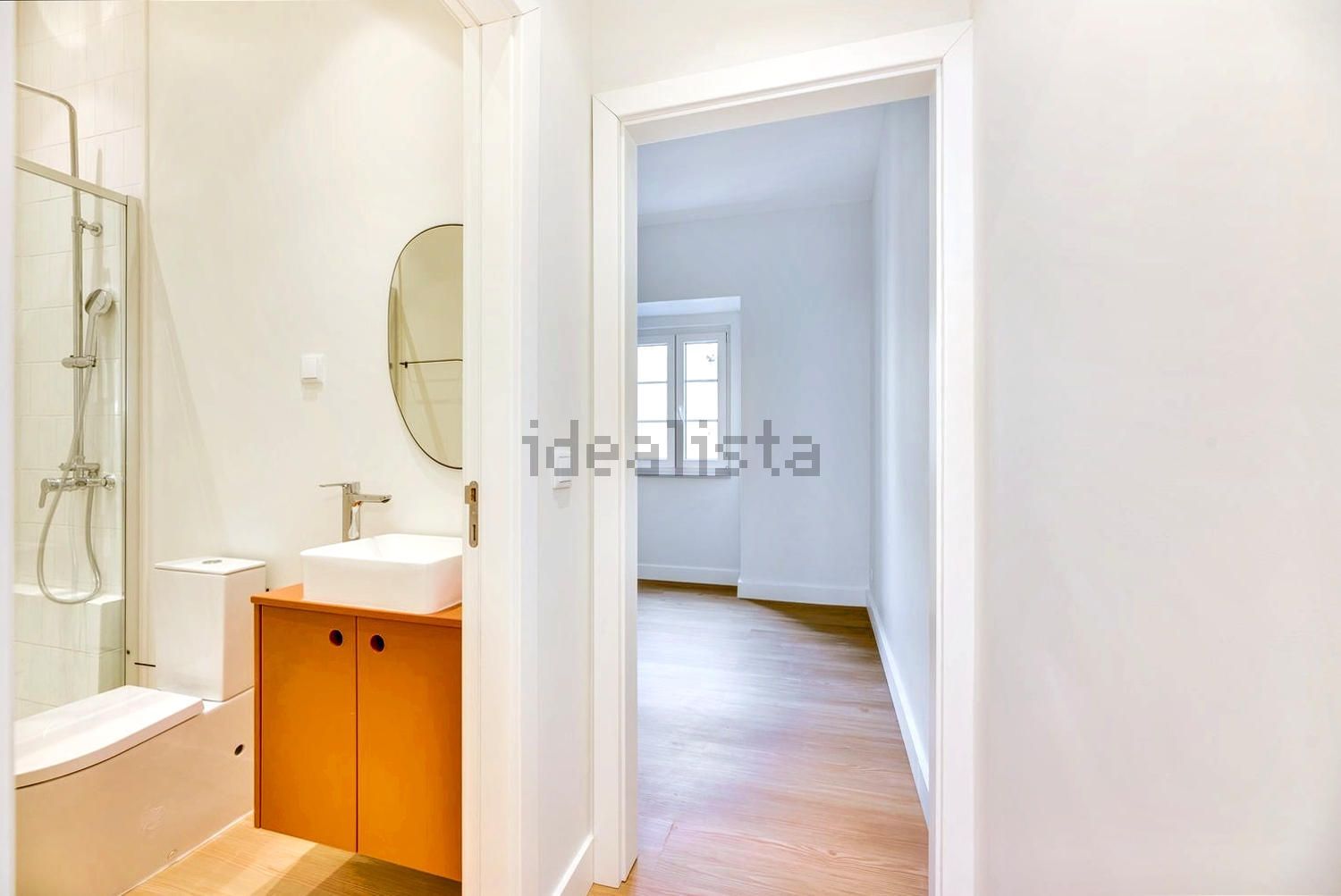 公寓 t2出售在Rua Tenente Viriato Correia de Lacerda, 18 - 卫生间