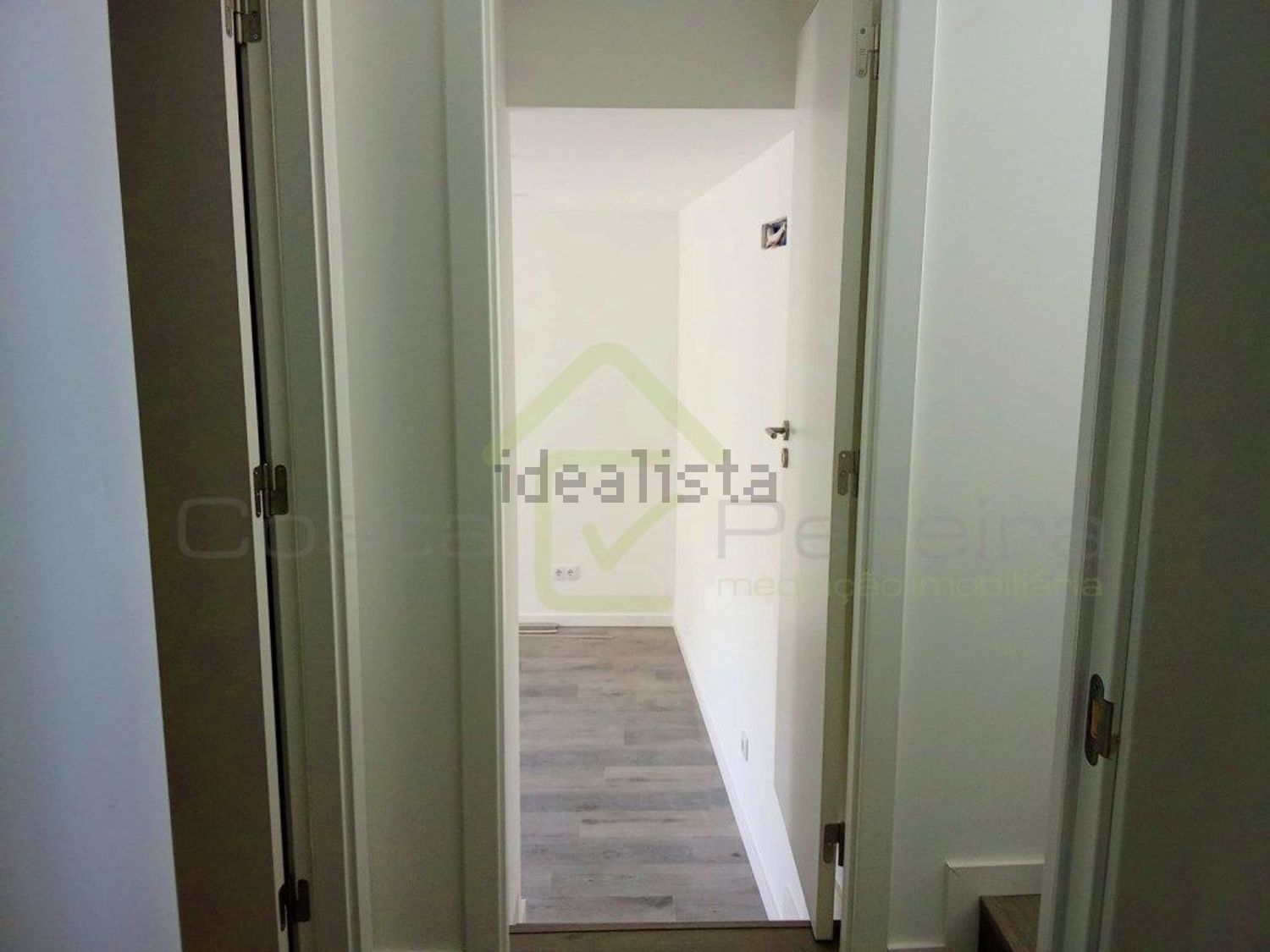 小楼房或独栋别墅出售在Lourinhã e Atalaia - 前厅