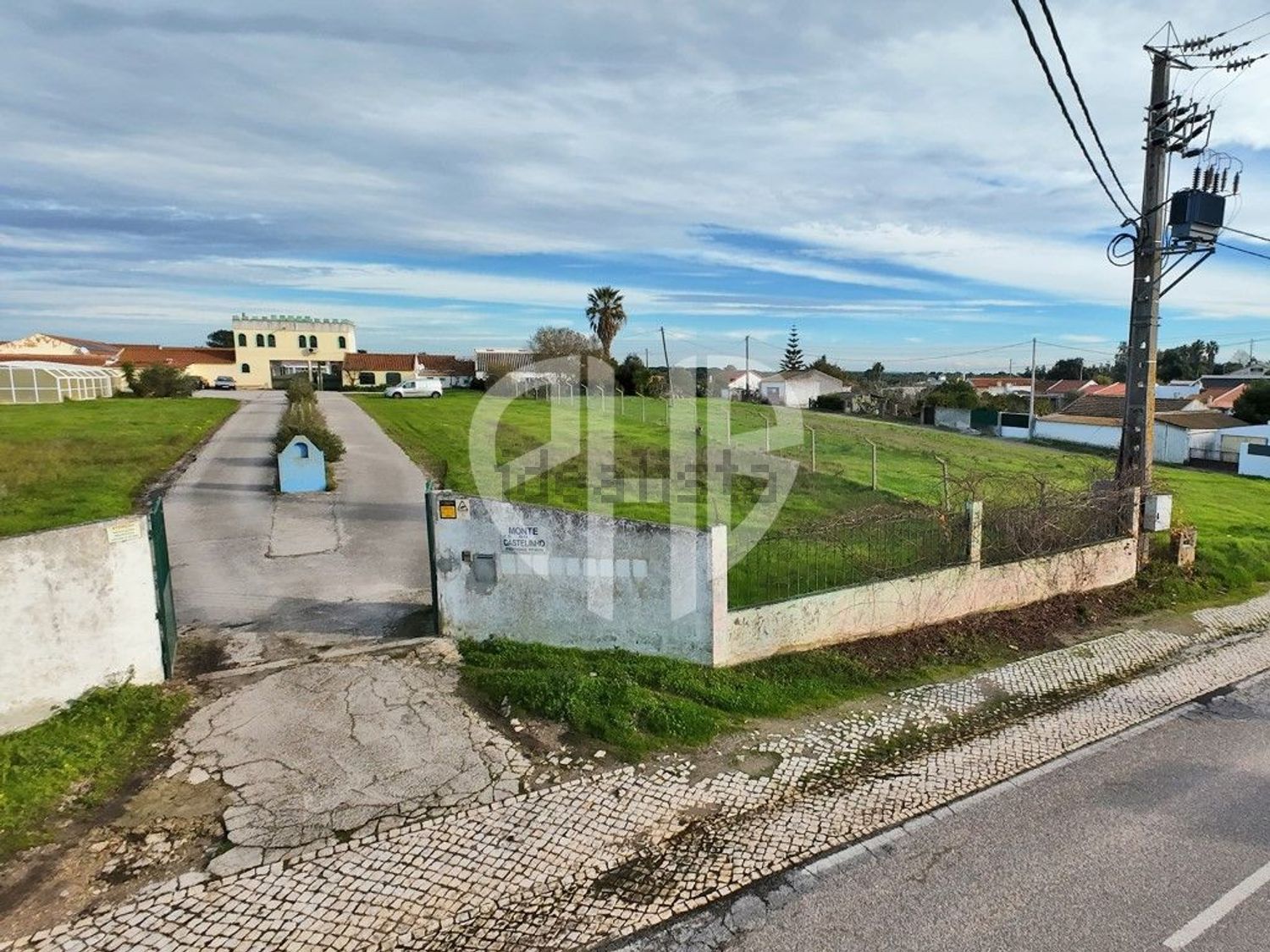 庄园出售在Rua 25 de Abril - 花园