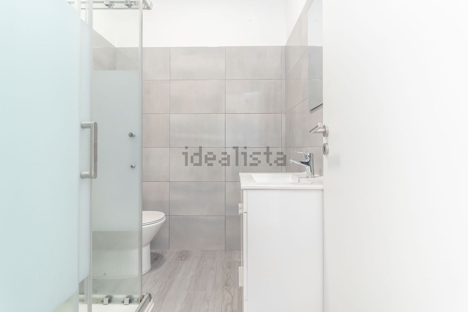 公寓 t2出售在Rua Dom José Cárcomo Lobo, 33 - 卫生间