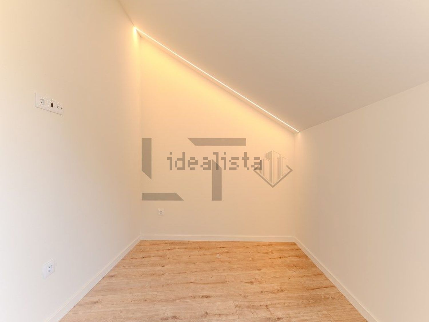 公寓 t2出售在Rua Doutor António Granjo, 4 a - 居住