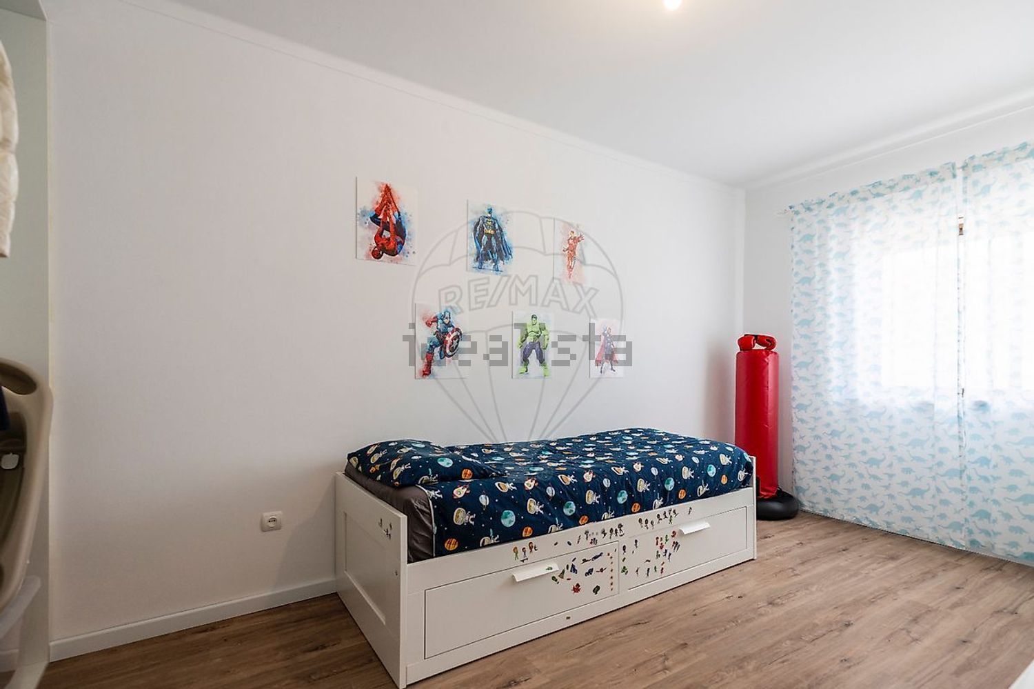 公寓 t2出售在Rua das Rosas - 卧室