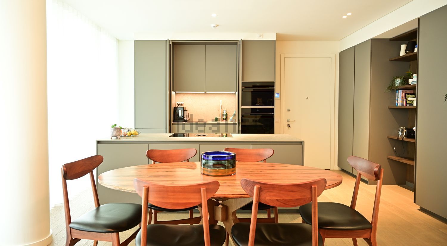 公寓 t3出售在Avenida Infante Dom Henrique, 110 - 餐厅