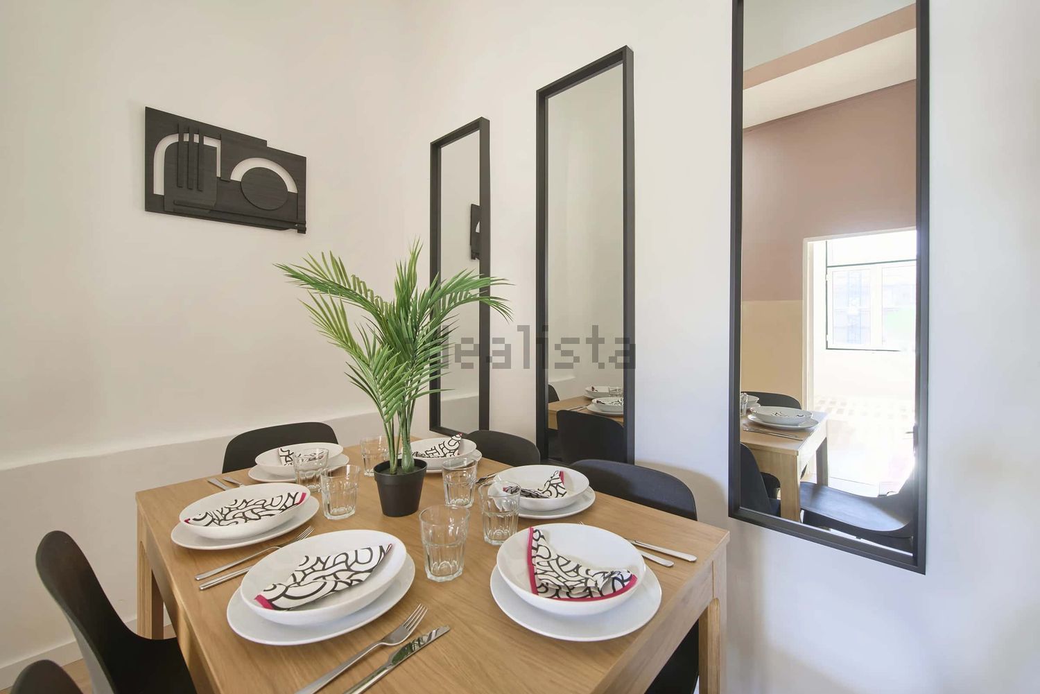 出租房间在Largo Vitorino Damásio, 2 - 客厅