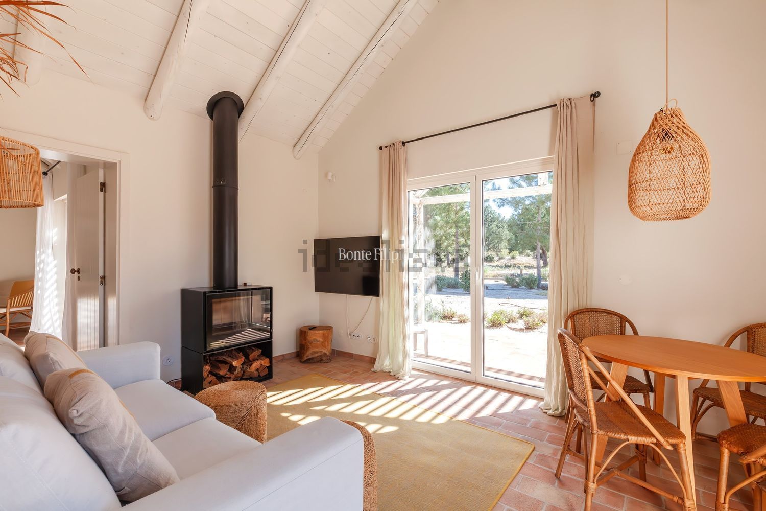 小楼房或独栋别墅出售N261-1, Estrada das Bicas - Authentic Bicas - 客厅