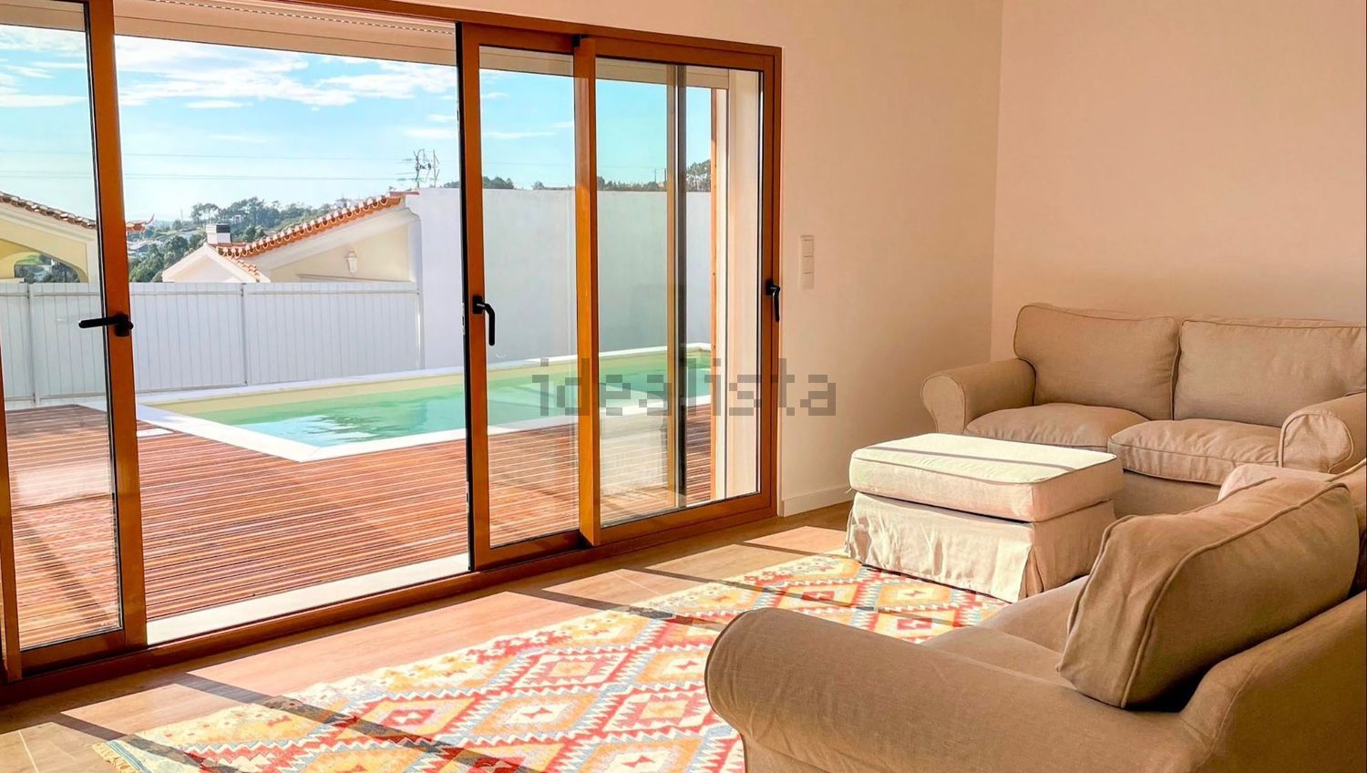 出租小楼房或独栋别墅在Rua do Casalinho, 5 - 客厅