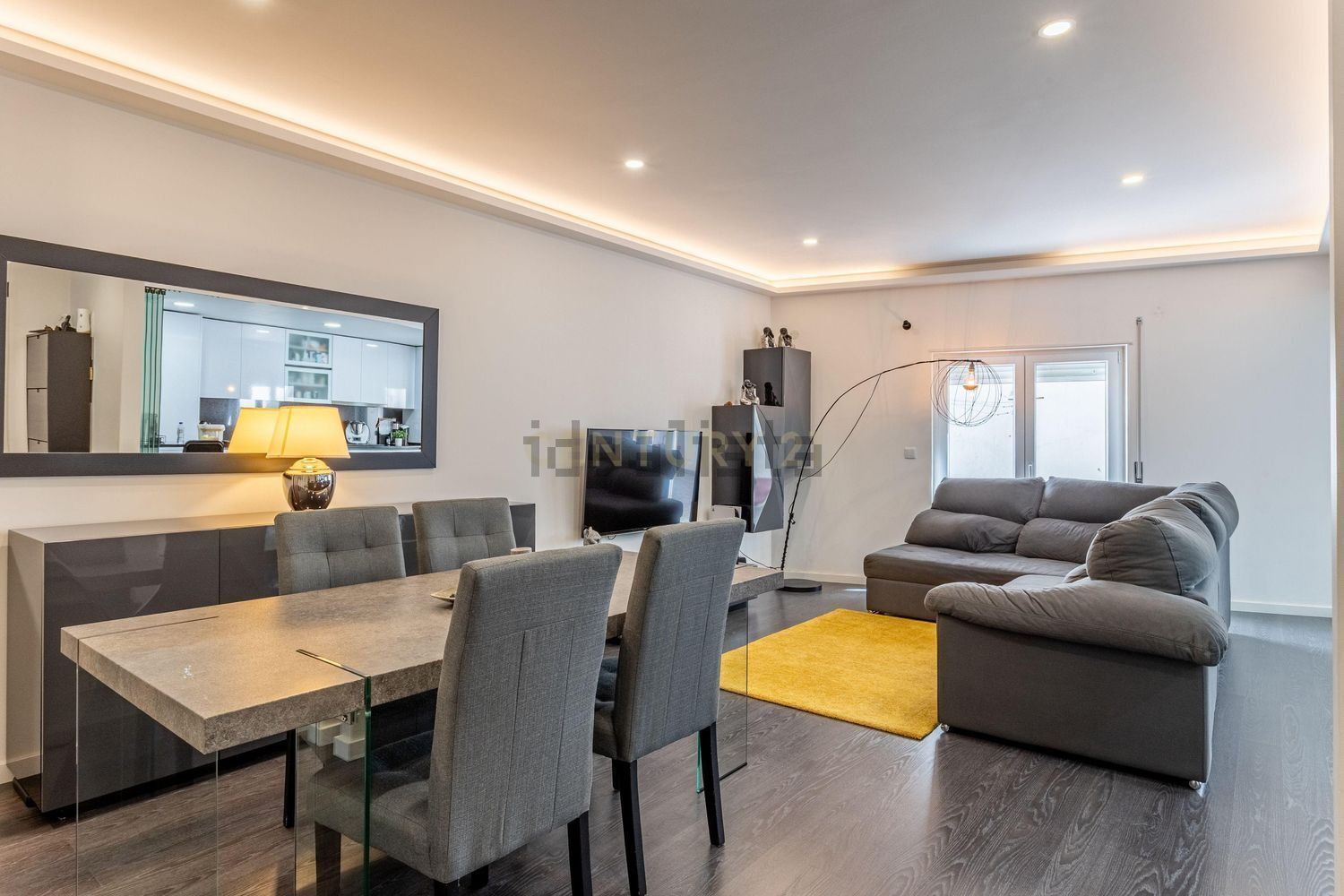 复式公寓出售在Rua Almirante Gago Coutinho, 118 - 客厅