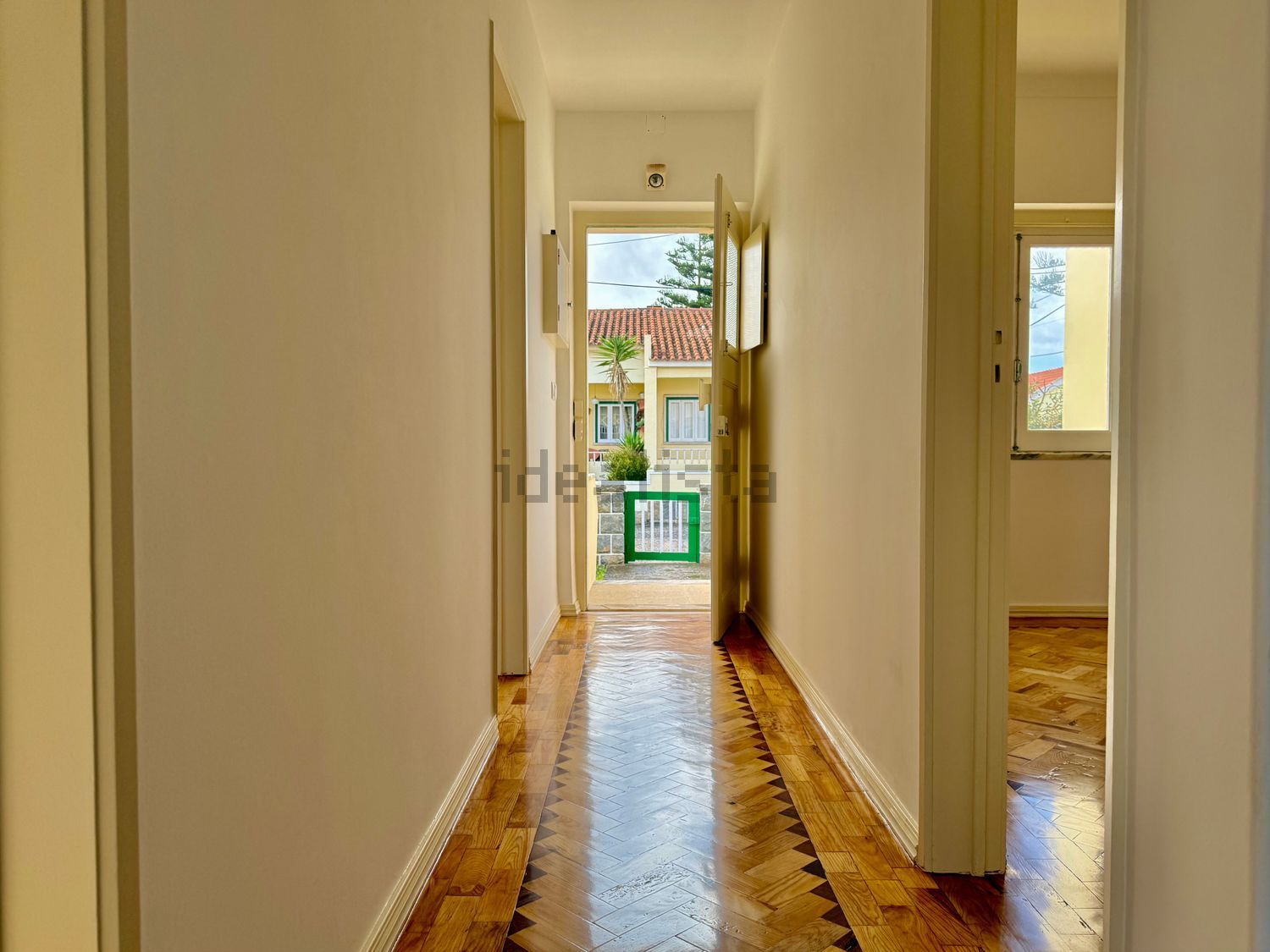 出租双拼别墅在Rua Alberto Tota - 过道