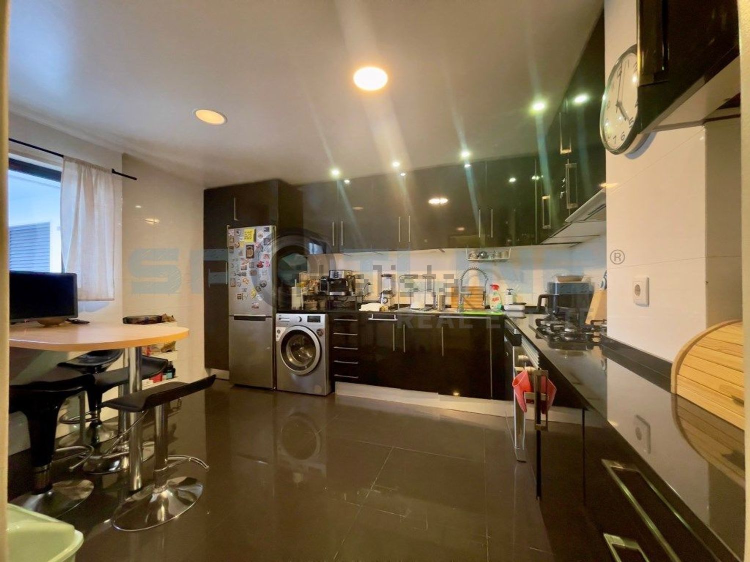 公寓 t4出售在Rua Barata Feyo, 10 - 厨房