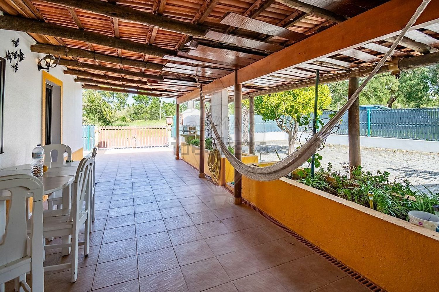 小楼房或独栋别墅出售Er261 - 阳台