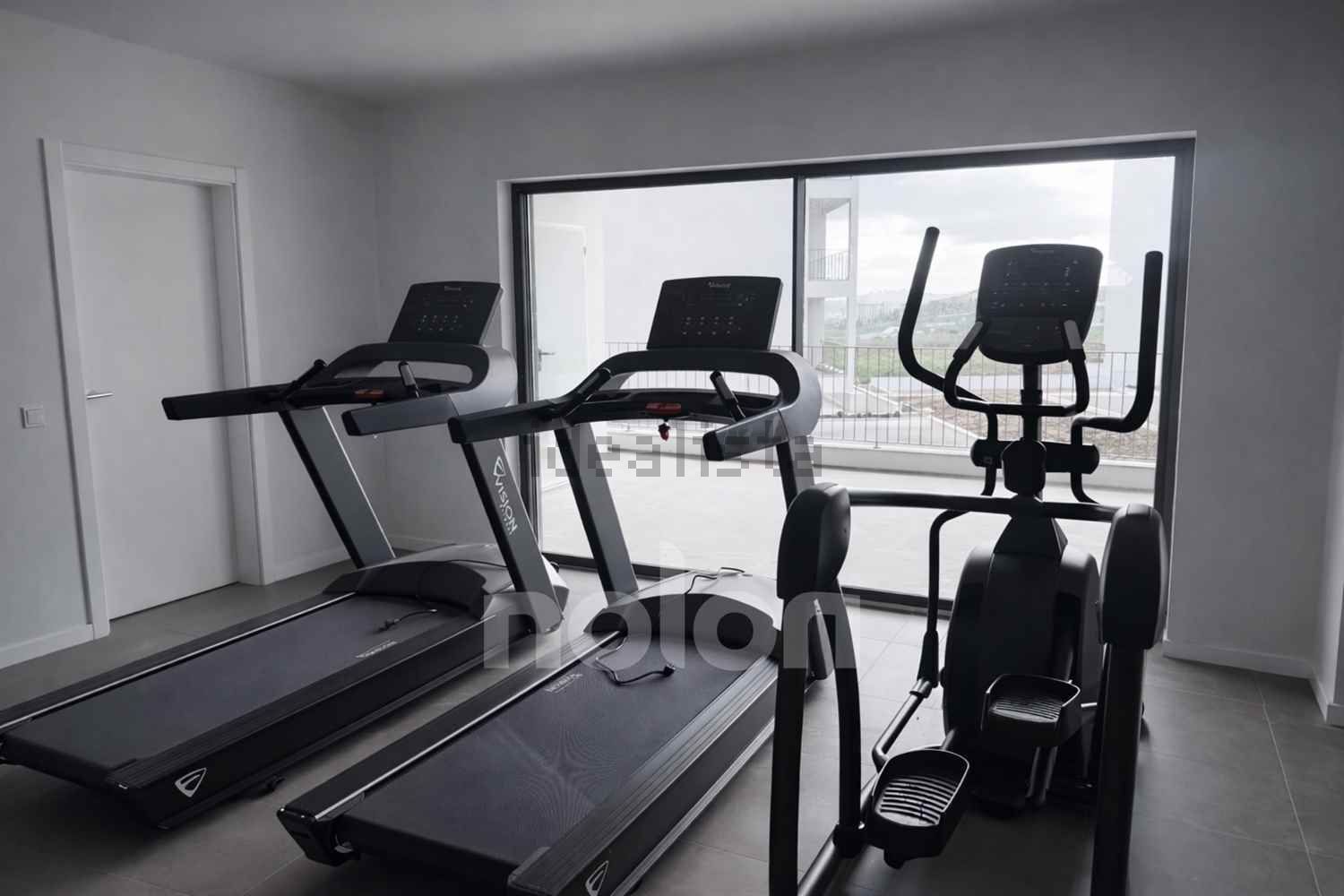 公寓 t4出售在Rua Mário Eloy Pereira, 2 Bloco F2 - 共同区域