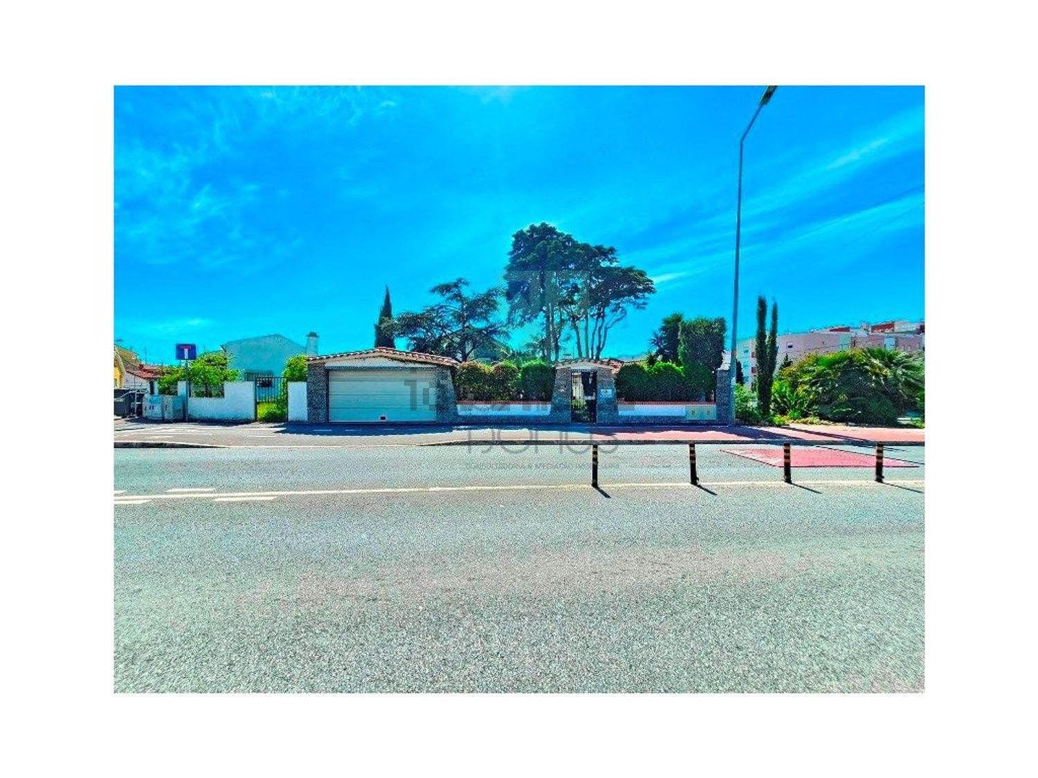 小楼房或独栋别墅出售在Rua Zambujal, 263 a - 游泳池