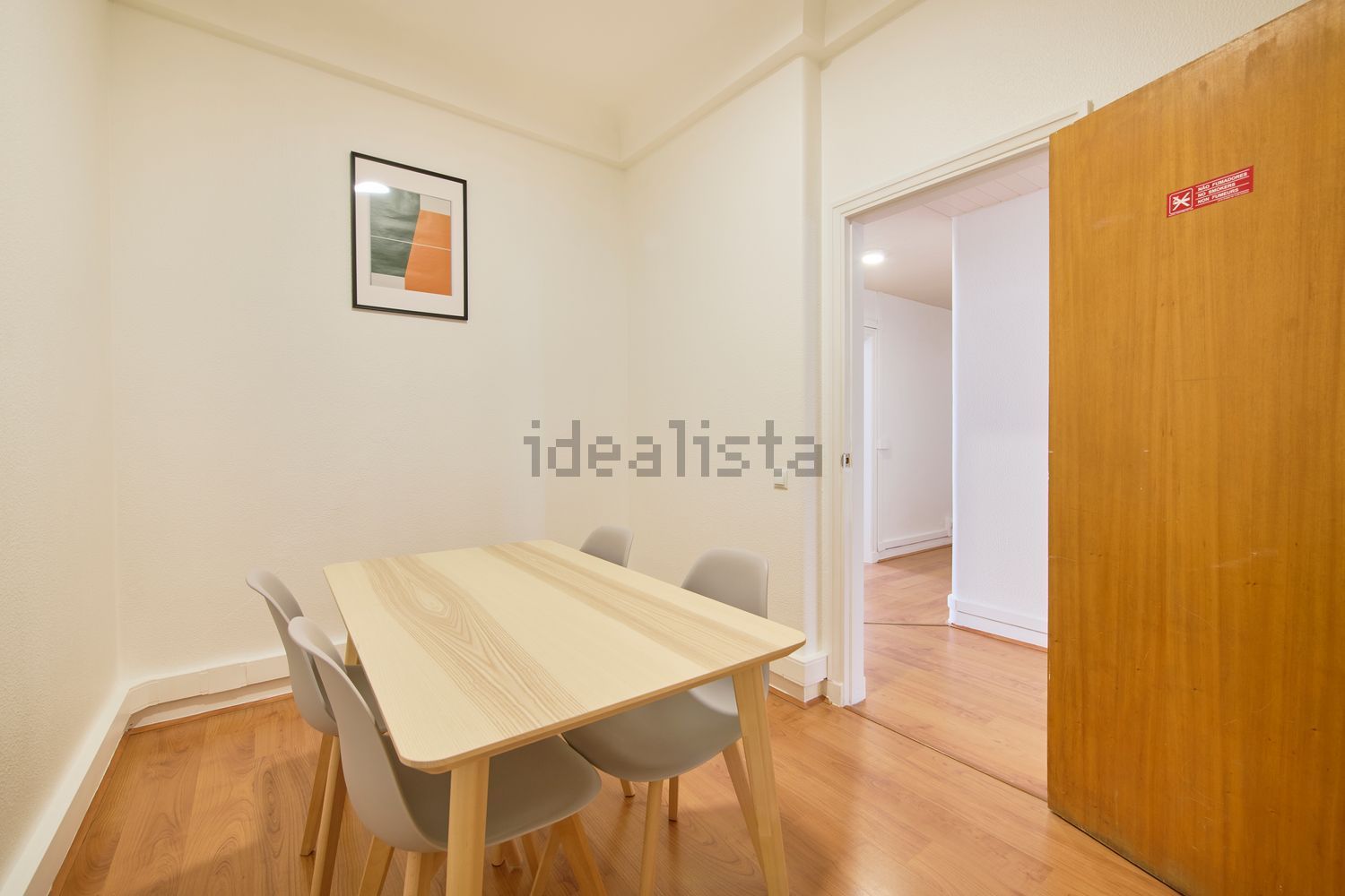 出租房间在Rua Alexandre Herculano - 客厅