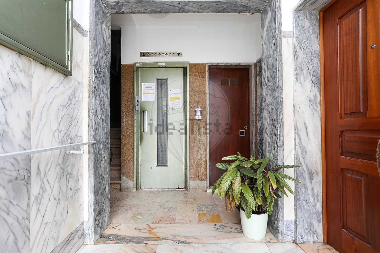 出租公寓 t3在Rua 2 de Abril - 过道