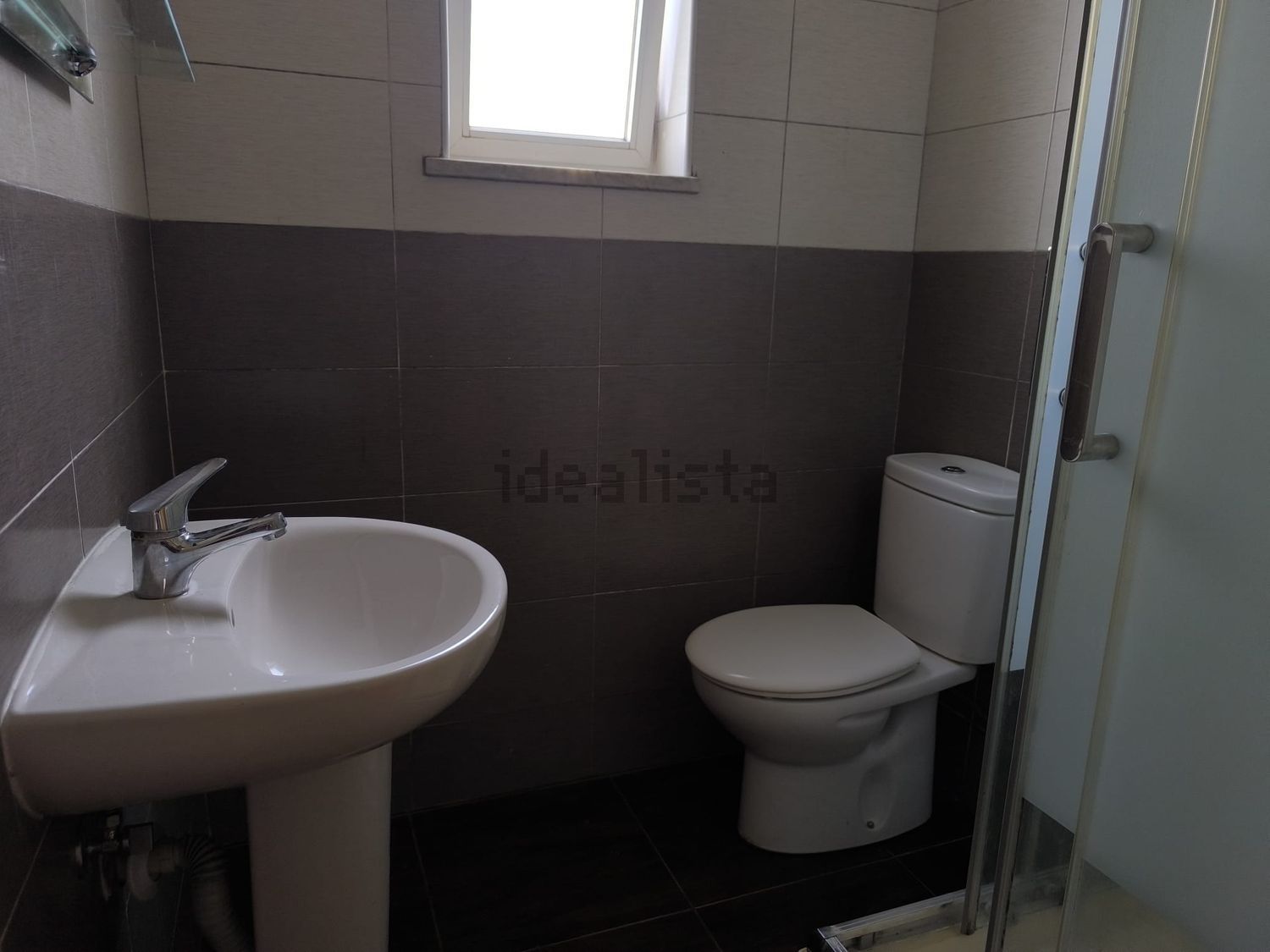 出租公寓 t1在Rua Luís de Camões, 15 - 卫生间