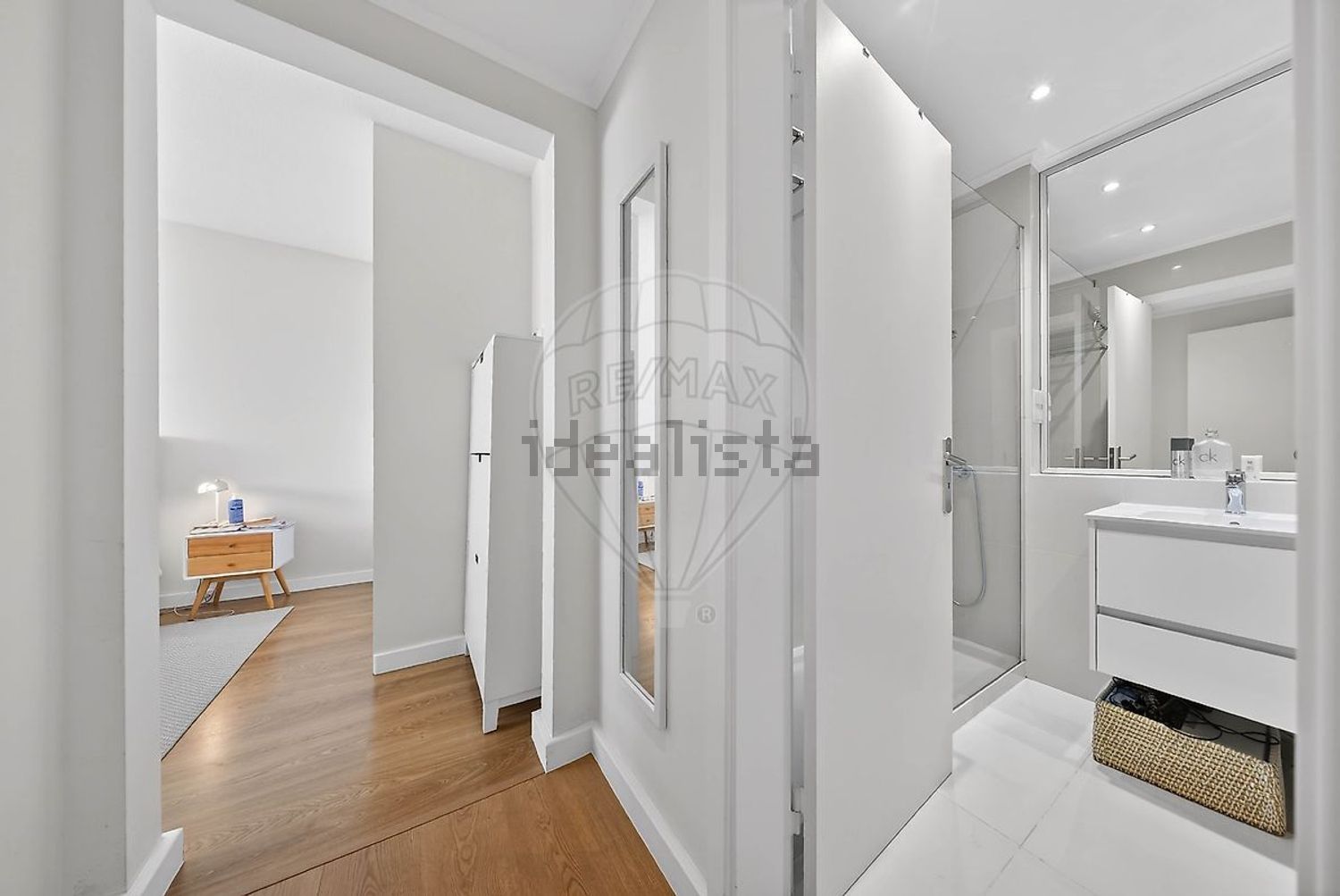 公寓 t3出售在Rua Públia Hortênsia de Castro - 过道