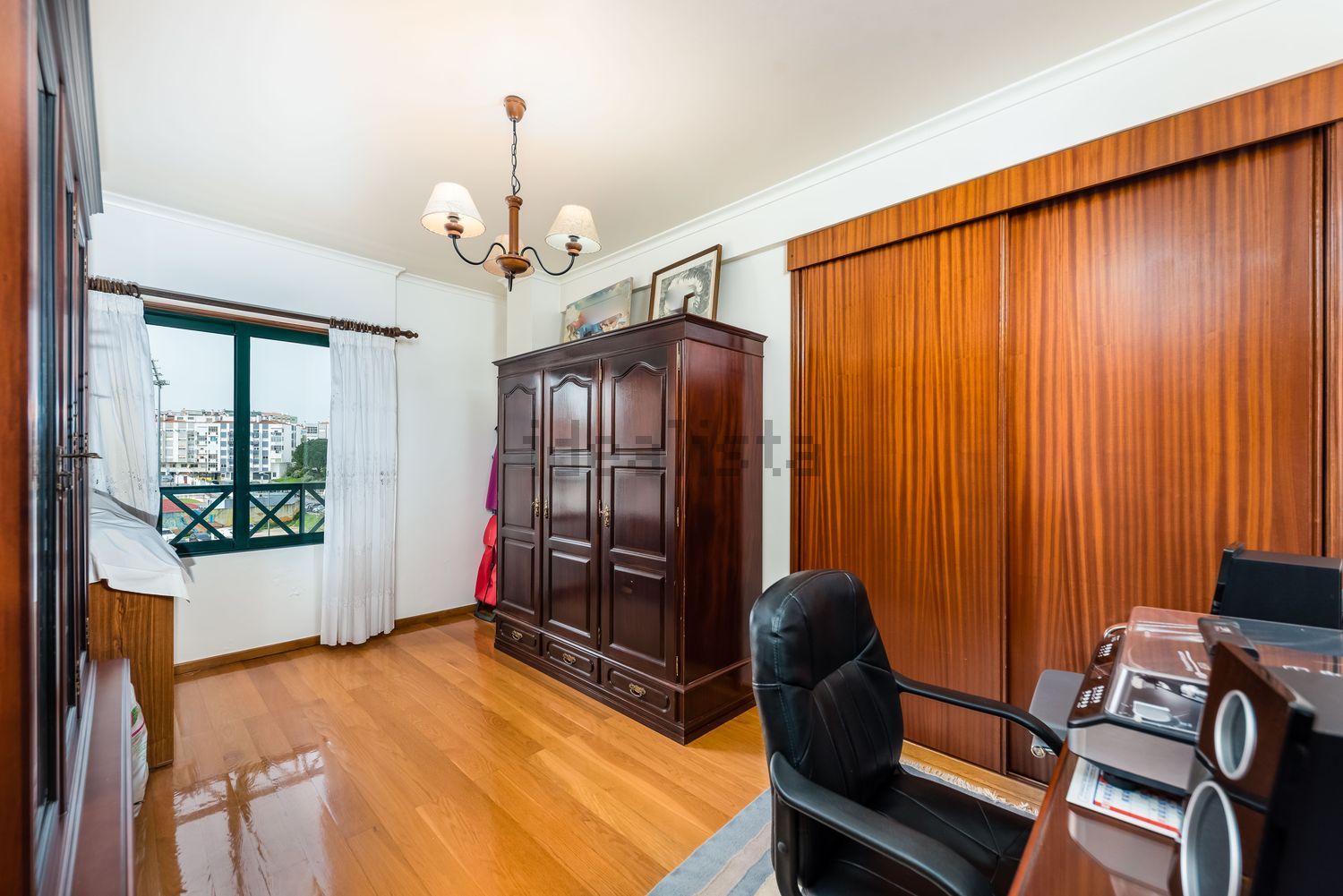 公寓 t4出售在Rua Maria Amália Vaz de Carvalho - 卧室