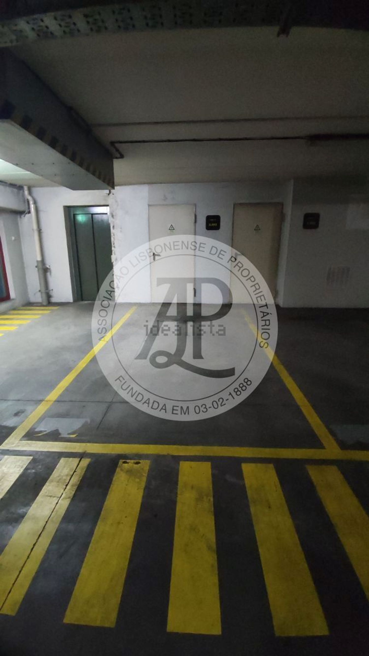 出租公寓 t3在Centro Histórico - Quinta da Luz - 停车位