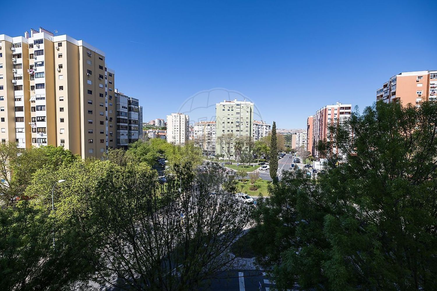 公寓 t3出售在Avenida Ruy Luís Gomes - 视线