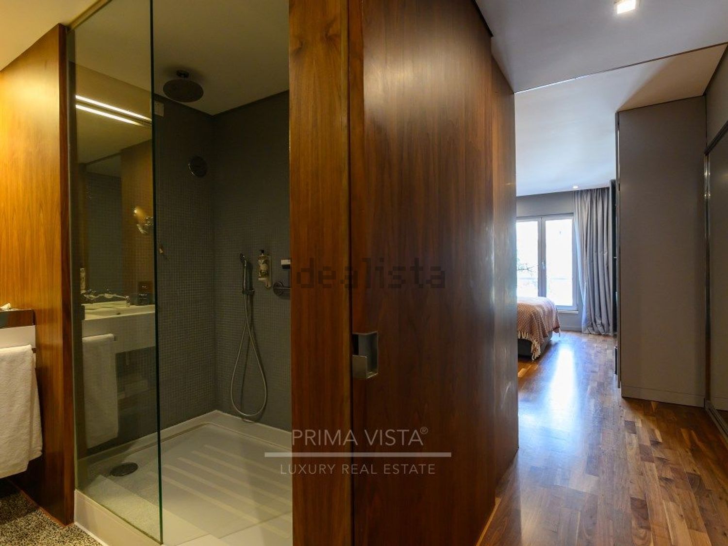 T0（单人公寓）出售在Rua Rodrigo da Fonseca, 4 - 卫生间