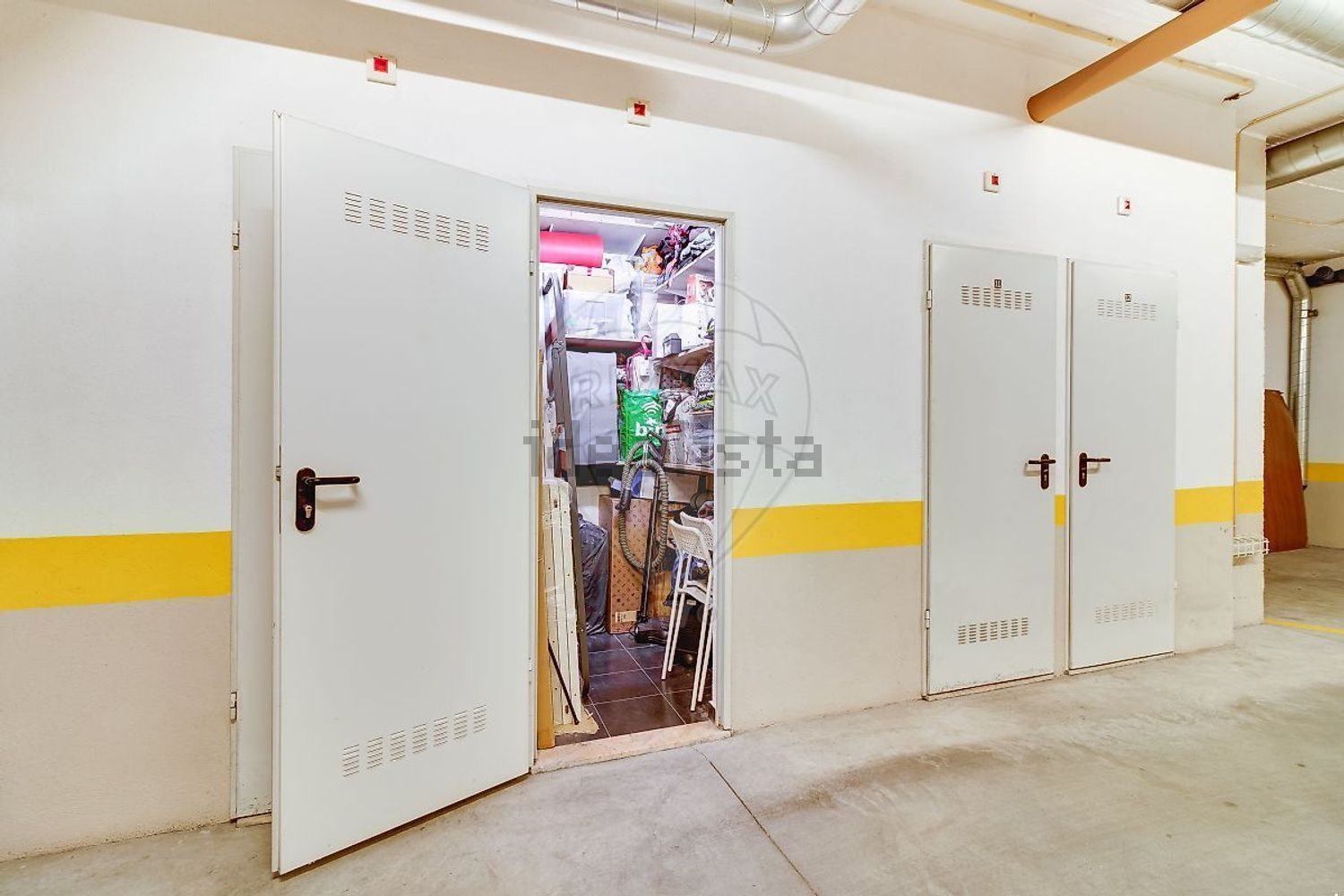 公寓 t2出售在Rua e C8 - 过道