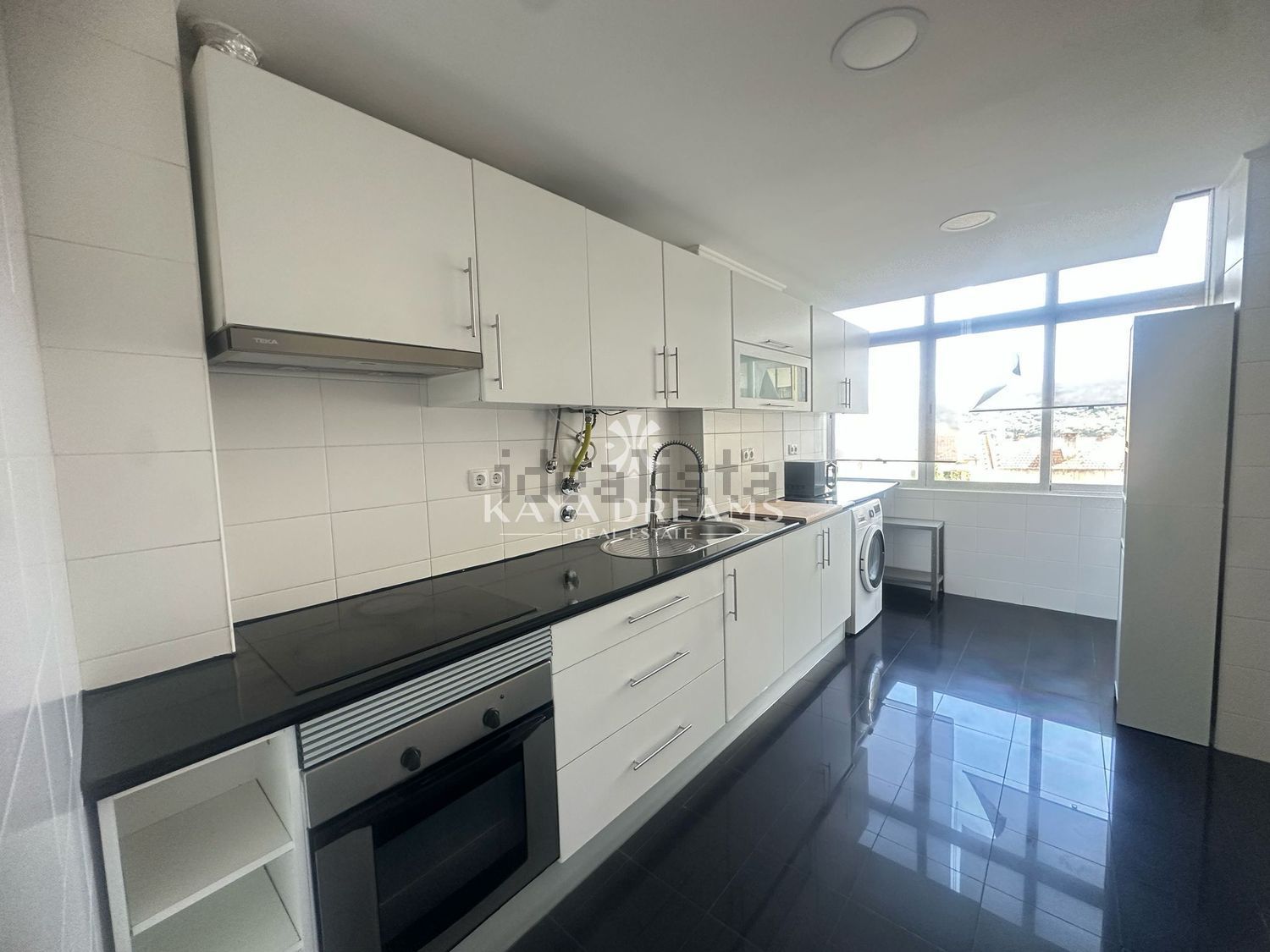 出租公寓 t2在Alto dos Moinhos - 厨房