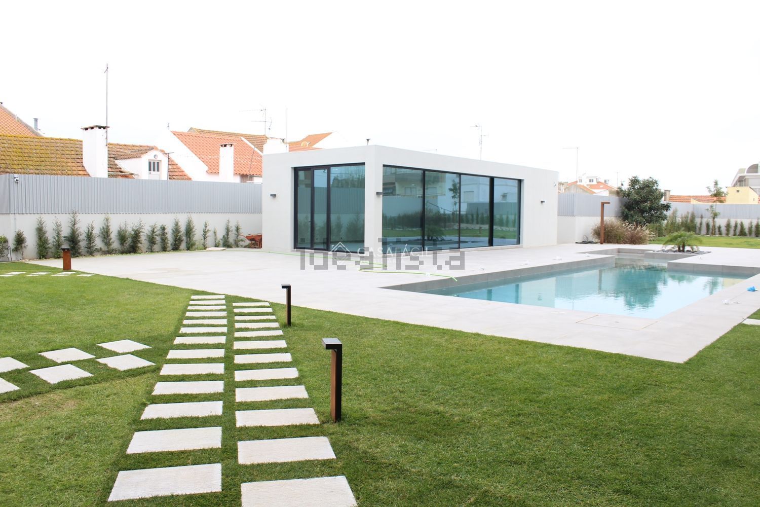 出租公寓 t1在Rua Padre Francisco António Ferreira, 58 - 游泳池