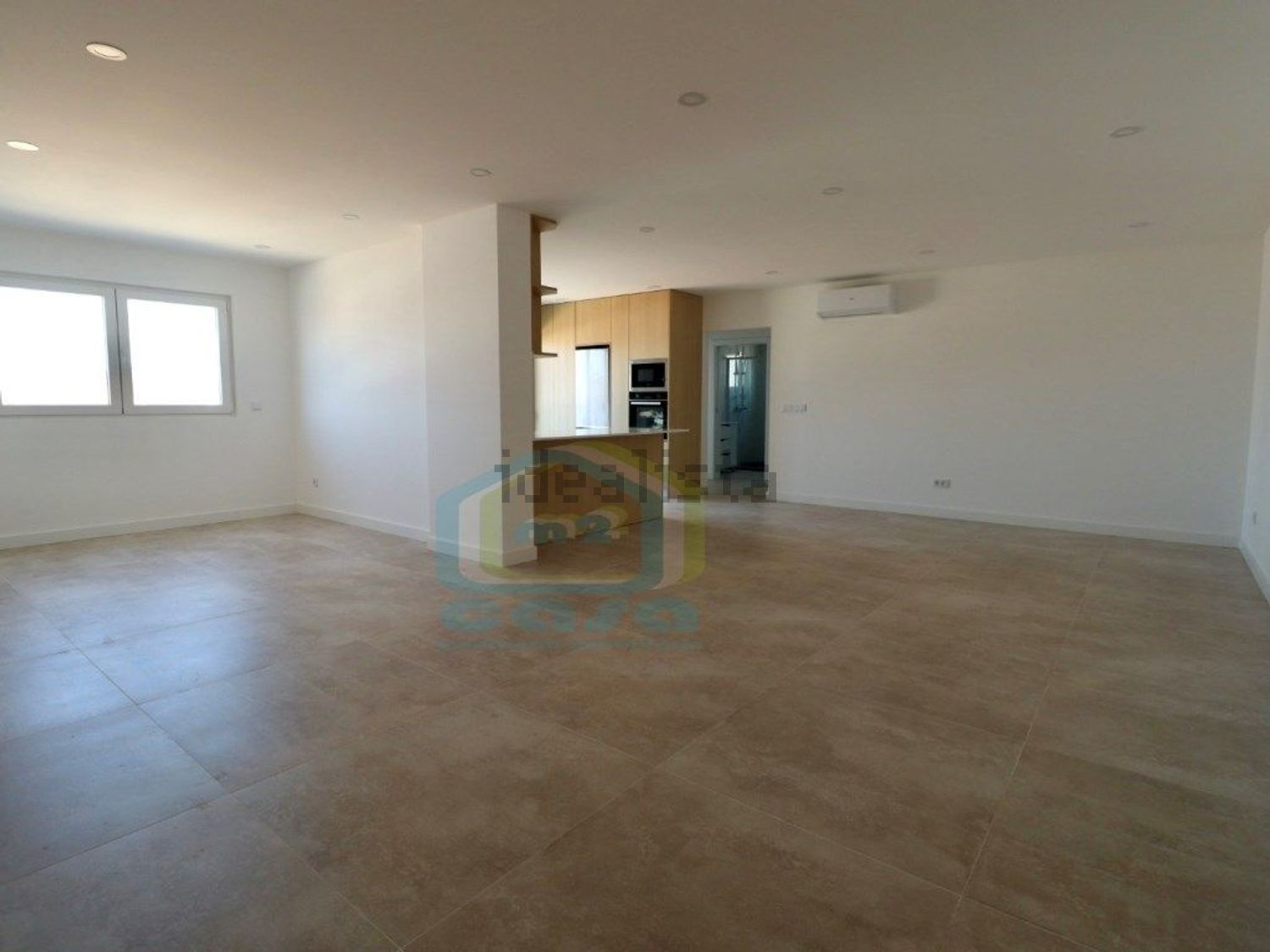 公寓 t2出售在Rua Principal - 客厅