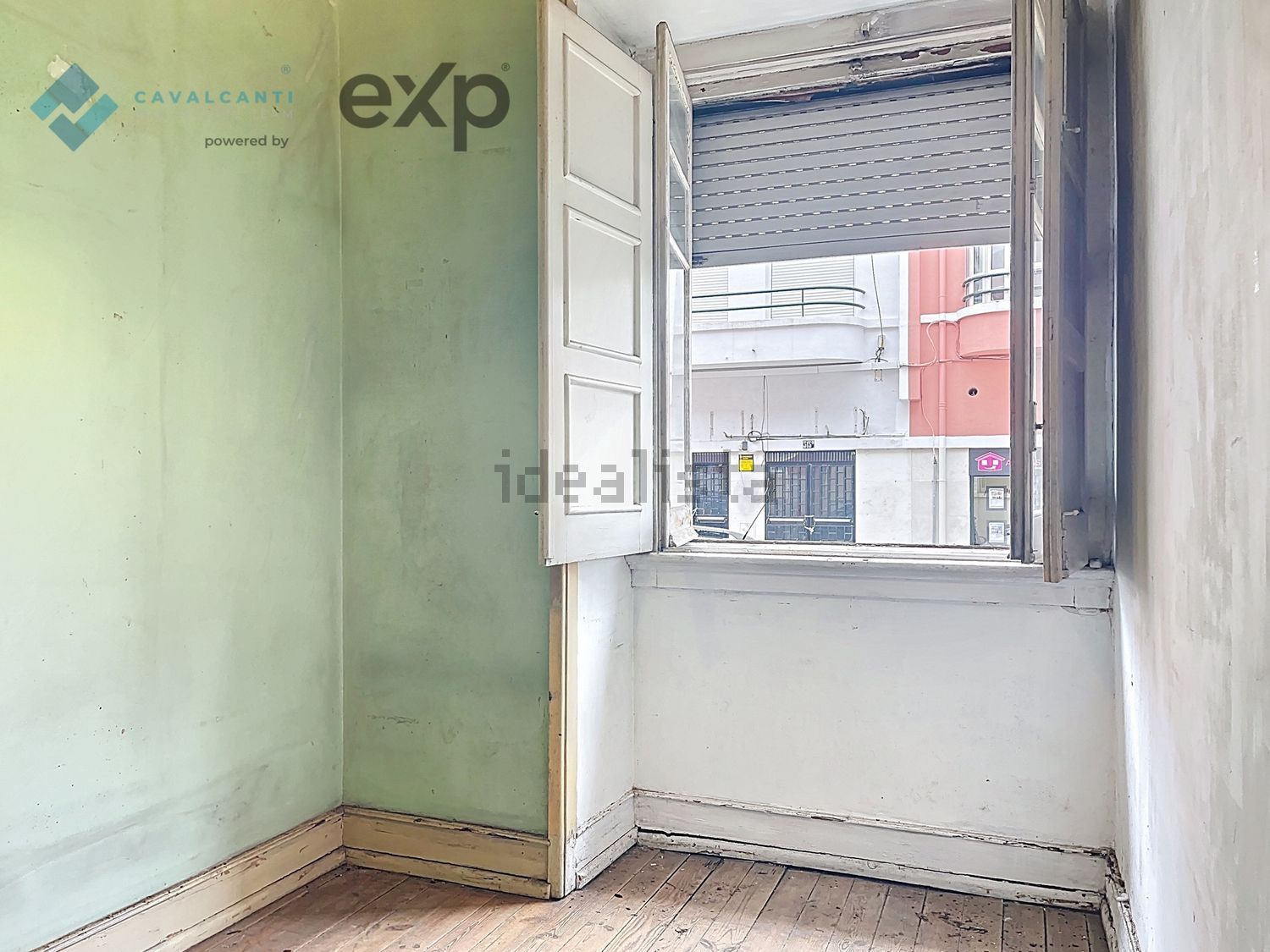 公寓 t3出售在Rua Barão de Sabrosa s/n - 照片