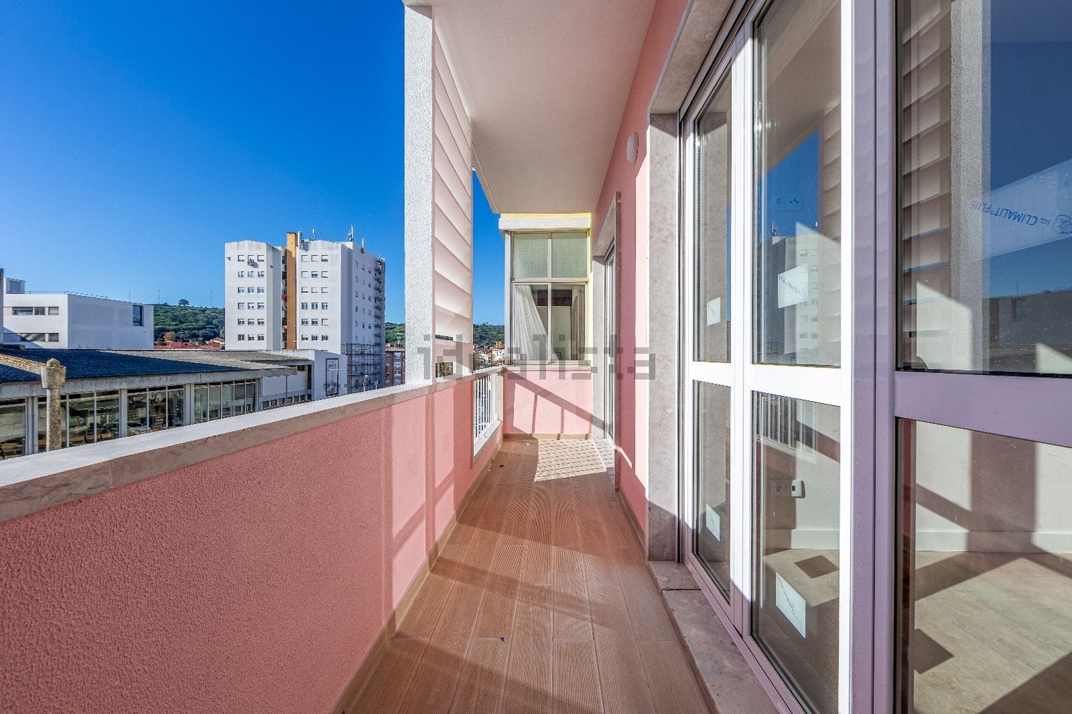 出租公寓 t2在Rua das Furnas, 17 - 露台