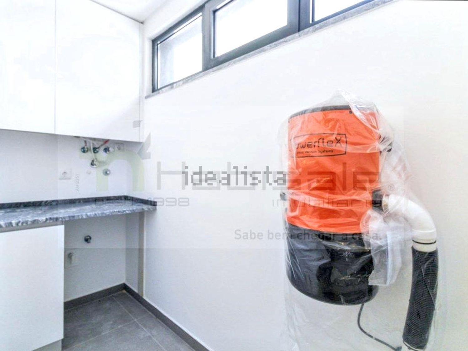 小楼房或独栋别墅出售在Rua Vieira da Silva - 照片