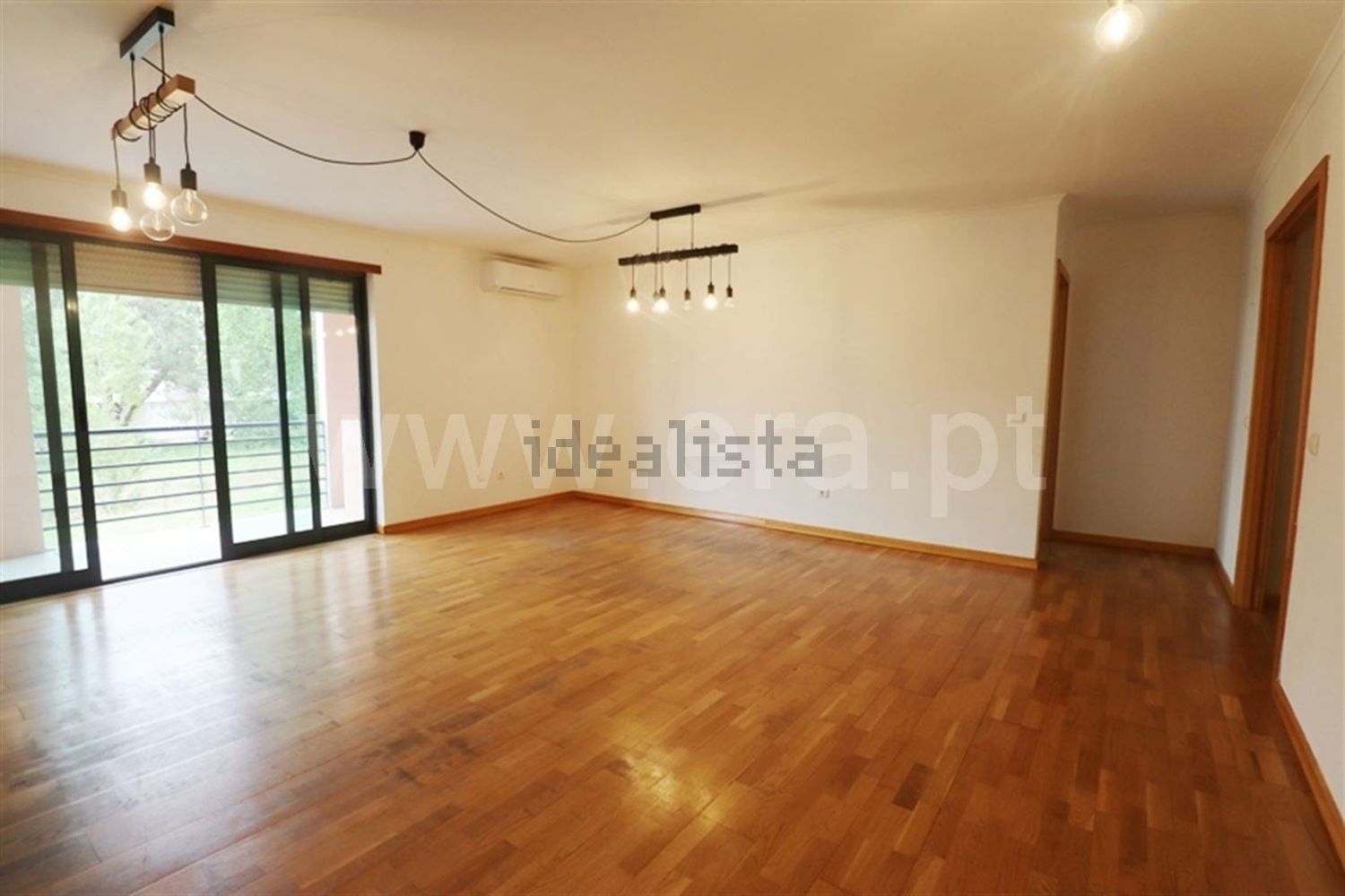 出租公寓 t3在Rua António Botto - 客厅