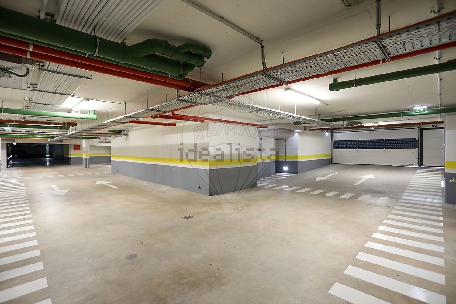 公寓 t3出售在Travessa Ivone Silva - 停车位