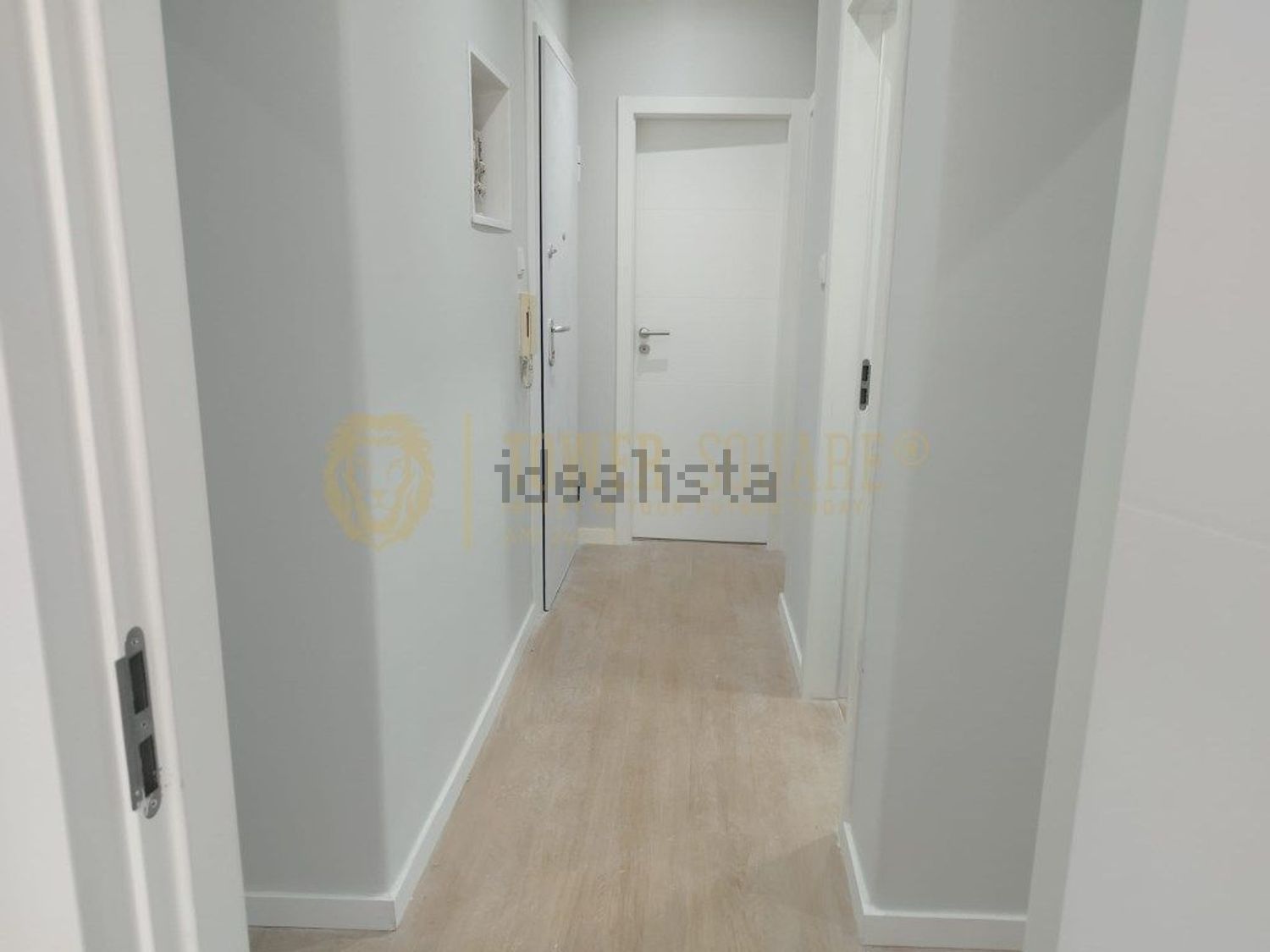 公寓 t3出售在Falagueira-Venda Nova - 过道