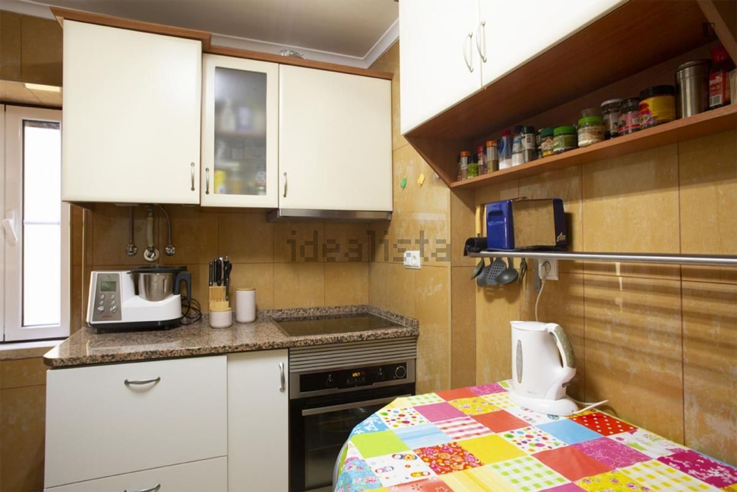 出租房间在Rua da Achada - 厨房