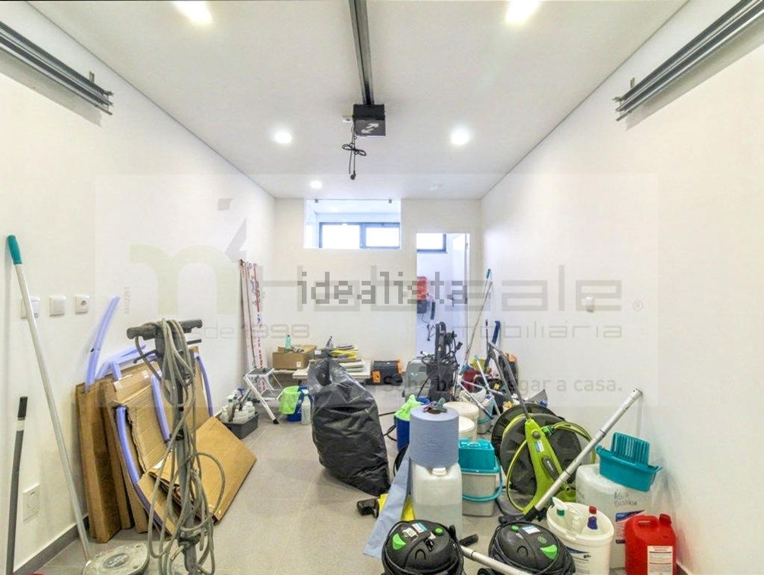 小楼房或独栋别墅出售在Rua Vieira da Silva - 共同区域